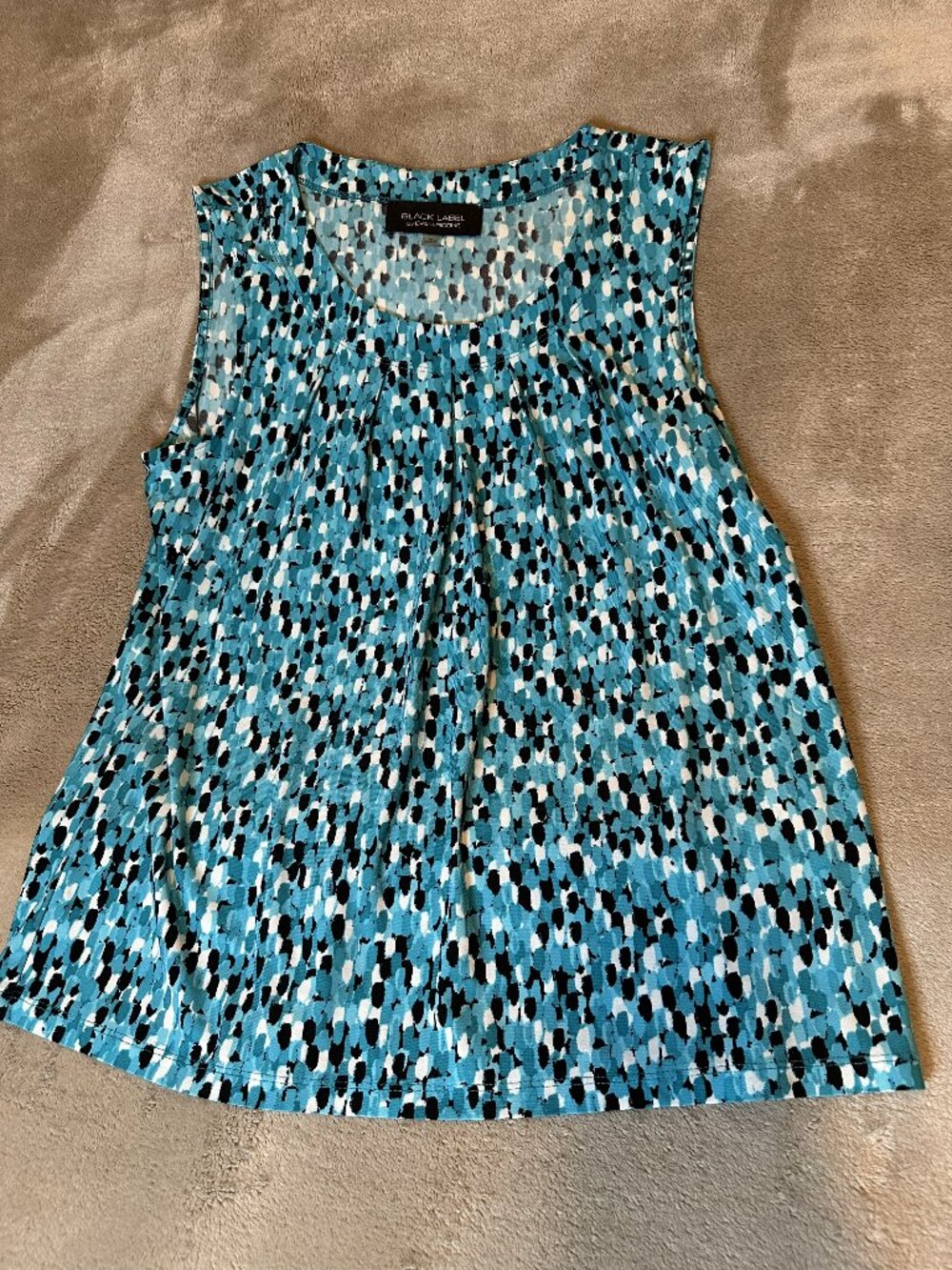 Black Label by Evan Picone Medium Sleeveless Pleated front blouse